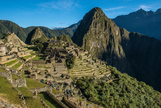 Exploring PERÚ